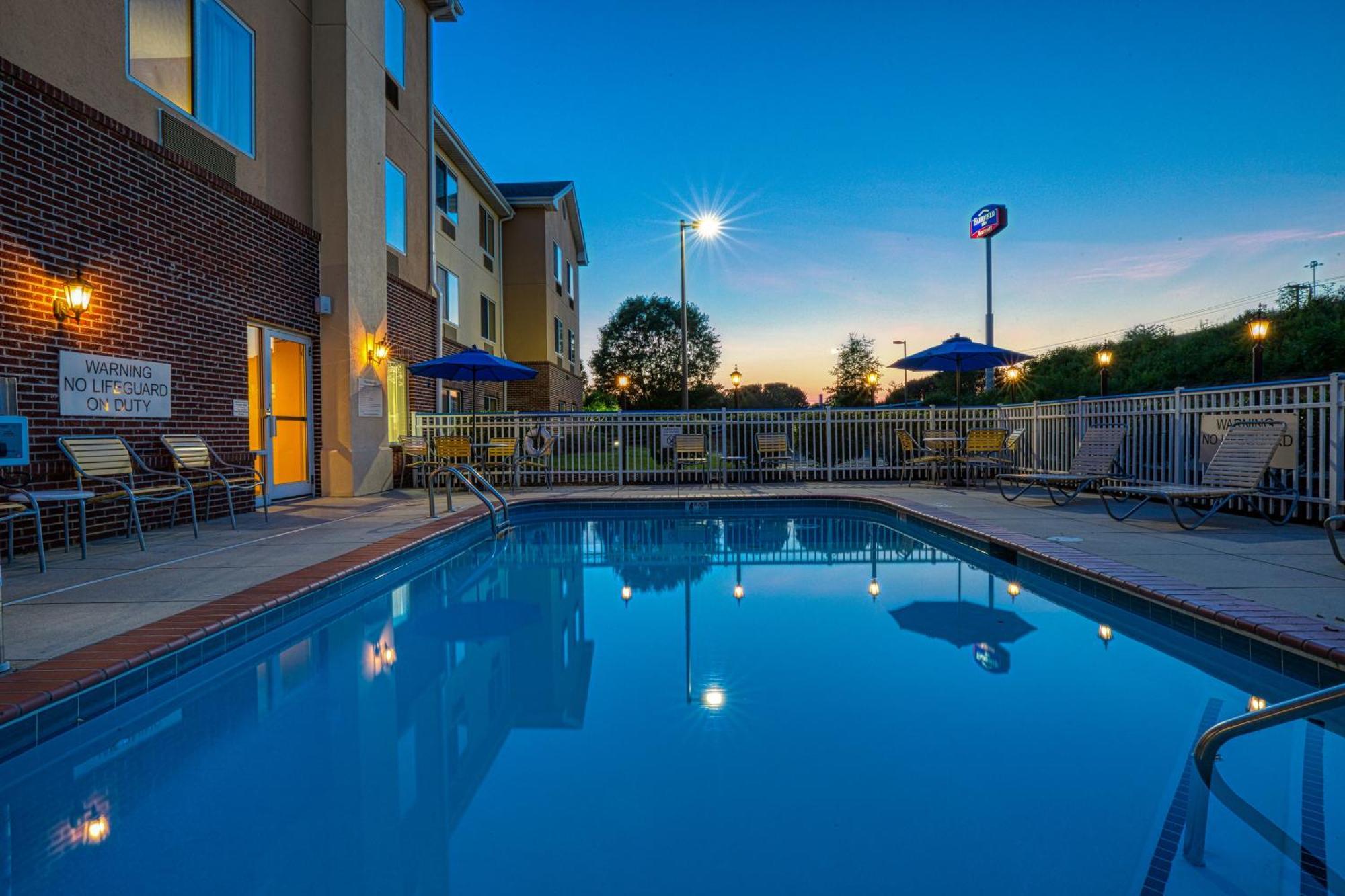 Fairfield Inn Charlotte Mooresville Lake Norman Exterior foto